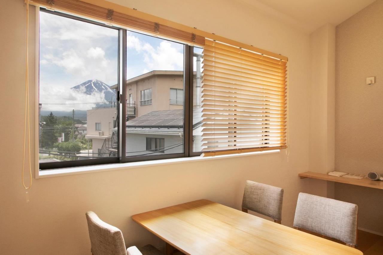 Dot Hostel&Bar 富士山 Fujikawaguchiko Bagian luar foto